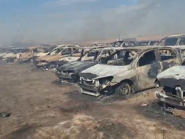 Voraz incendio afect� un dep�sito judicial de Bah�a Blanca